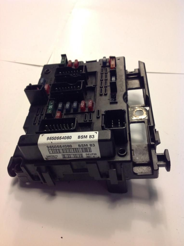 FIAT ULYSSE CITROEN C8 PEUGEOT 807 ENGINE BAY FUSE BOX ... fuse box for fiat ulysse 