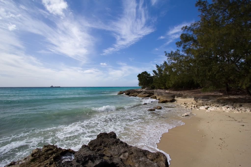 IMAGE: http://i752.photobucket.com/albums/xx169/aopsahl7/Bahamas/BahamasVacation-6.jpg