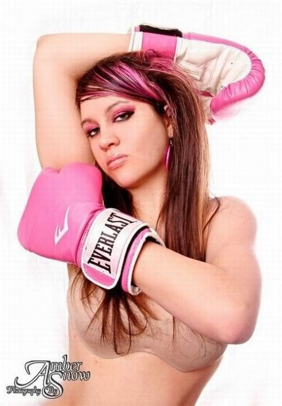 1258005980_sexy_boxing_girls_28.jpg