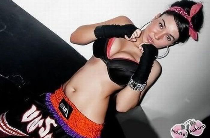 1258005993_sexy_boxing_girls_47.jpg